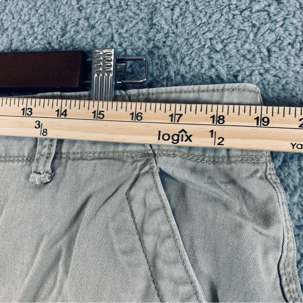Unionbay Cargo Shorts Men's 8 Pockets‎ 100% Cotton Khaki Size 38 Inseam 10.5